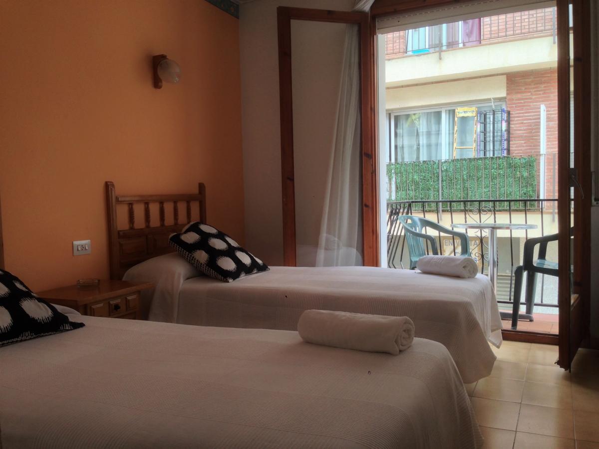 Hostal La Marina Platja d'Aro Bagian luar foto